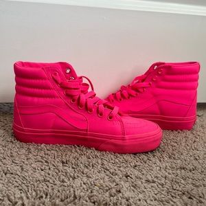 Vans | Hot Pink Monochrome | 6 W / 4.5 M